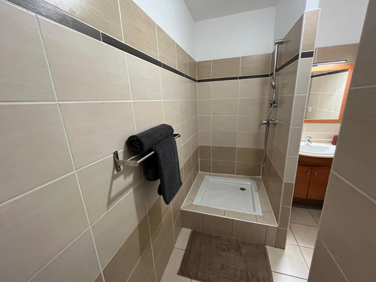 La Grenad'Ile Appartement Saint Pierre Buitenkant foto
